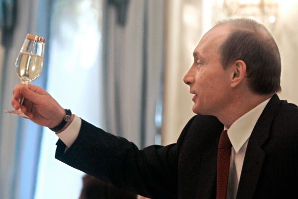 Президент Владимир Путин подписал поправки в закон о митингах